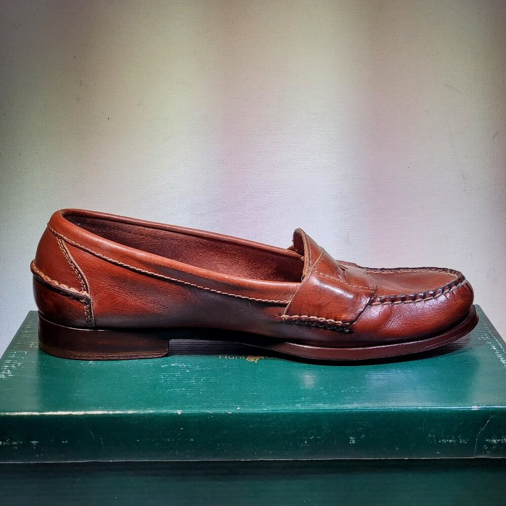 VINTAGE ***RARE*** HUNT CLUB MENS  MEDIUM BROWN PENNY LOAFERS  MADE IN BRAZIL - Picture 4 of 6